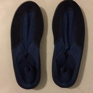 Water shoes